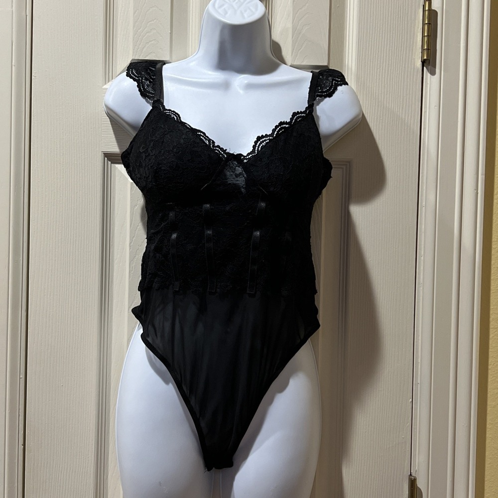 Rue 21 Black Floral Lace Sheer Bodysuit Top Sz L Y2K Fairy Grunge Dark Romantic